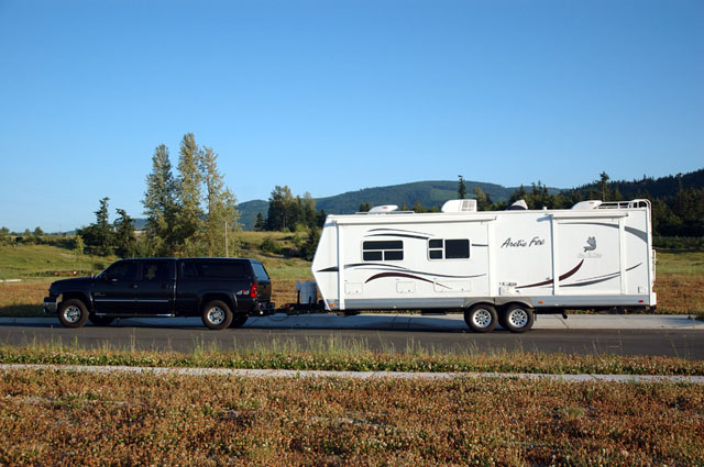 Chevy 2500HD Duramax & Arctic Fox 29V