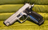 Sig P226 Elite Stainless, Hogue Aluminum Grips