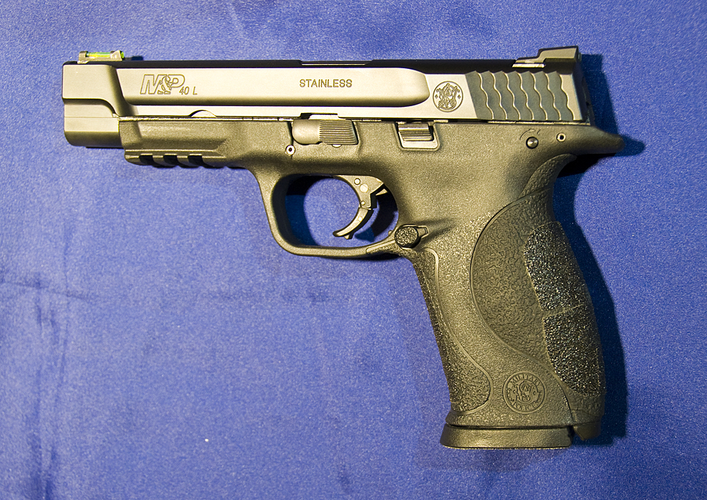 Click to enlarge Smith & Wesson M&P 40L